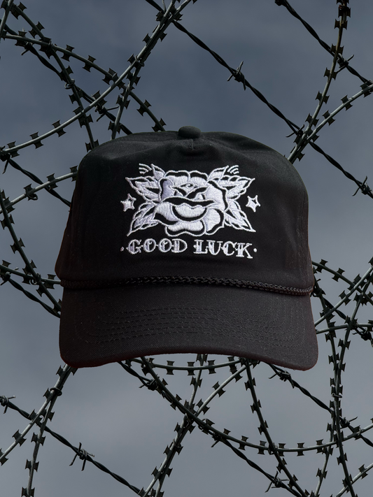LUCKY ROSE SNAPBACK