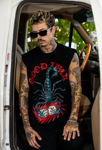 LUCKY SCORPION MUSCLE TANK BLACK