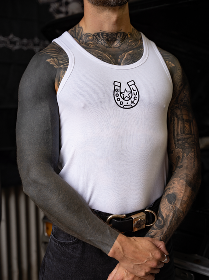 HORSE SHOE WHITE SINGLET
